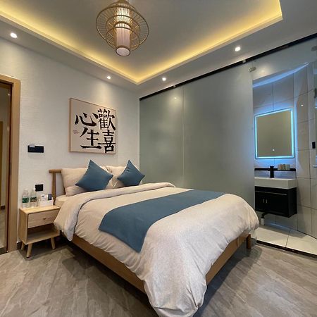 Yifangyan - Tingyuan Qingshe Hostel Fenghuang Dış mekan fotoğraf