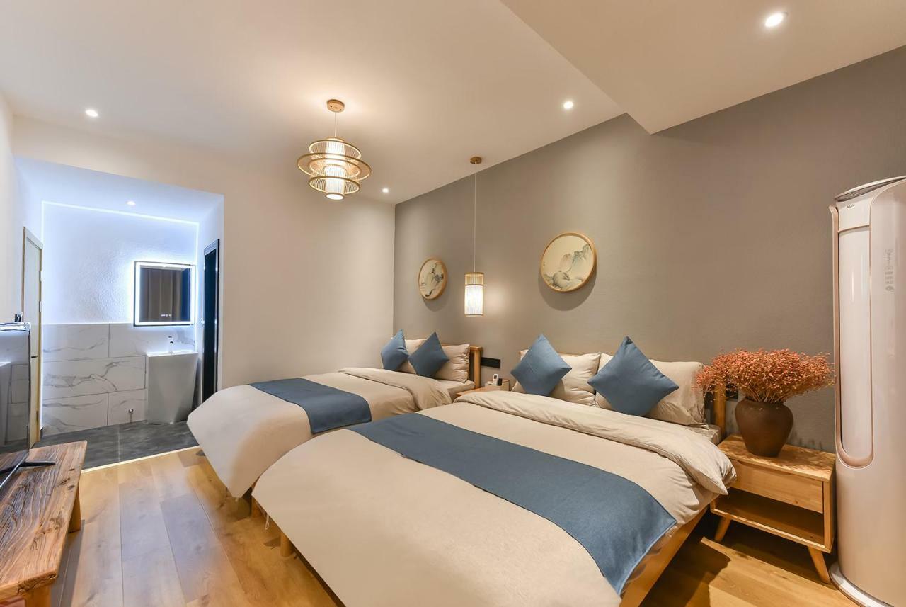Yifangyan - Tingyuan Qingshe Hostel Fenghuang Dış mekan fotoğraf