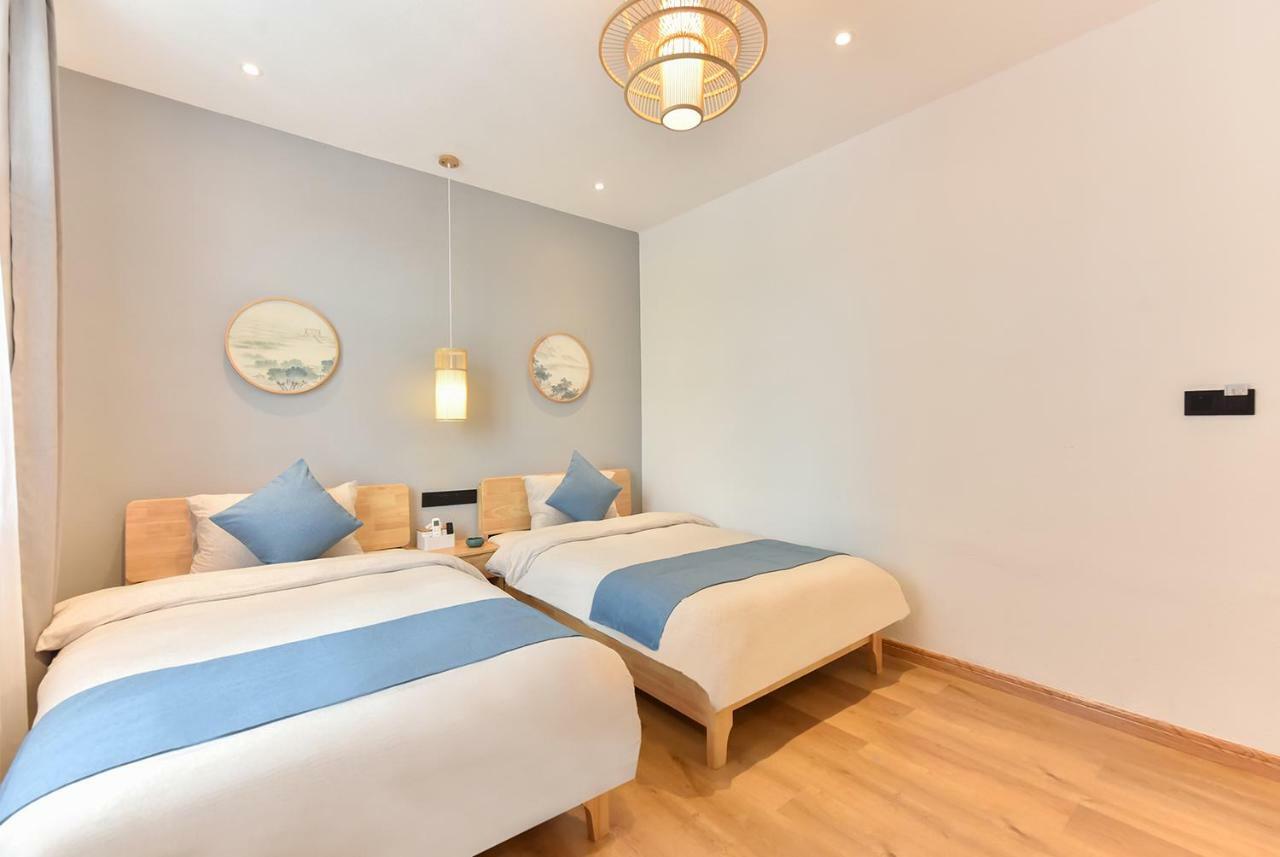 Yifangyan - Tingyuan Qingshe Hostel Fenghuang Dış mekan fotoğraf