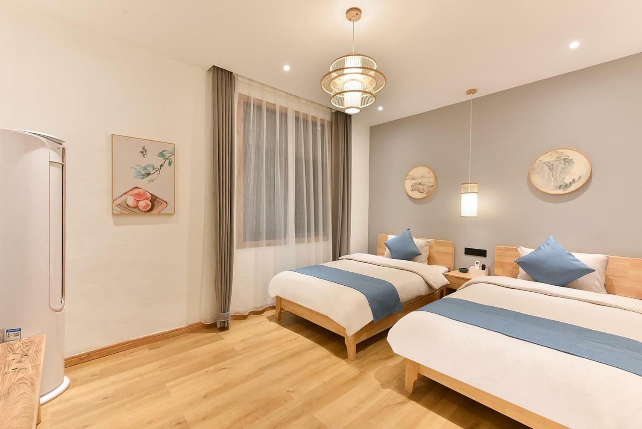 Yifangyan - Tingyuan Qingshe Hostel Fenghuang Dış mekan fotoğraf