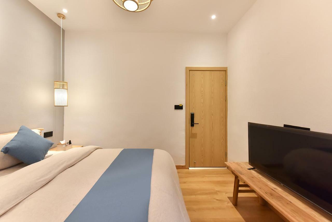 Yifangyan - Tingyuan Qingshe Hostel Fenghuang Dış mekan fotoğraf